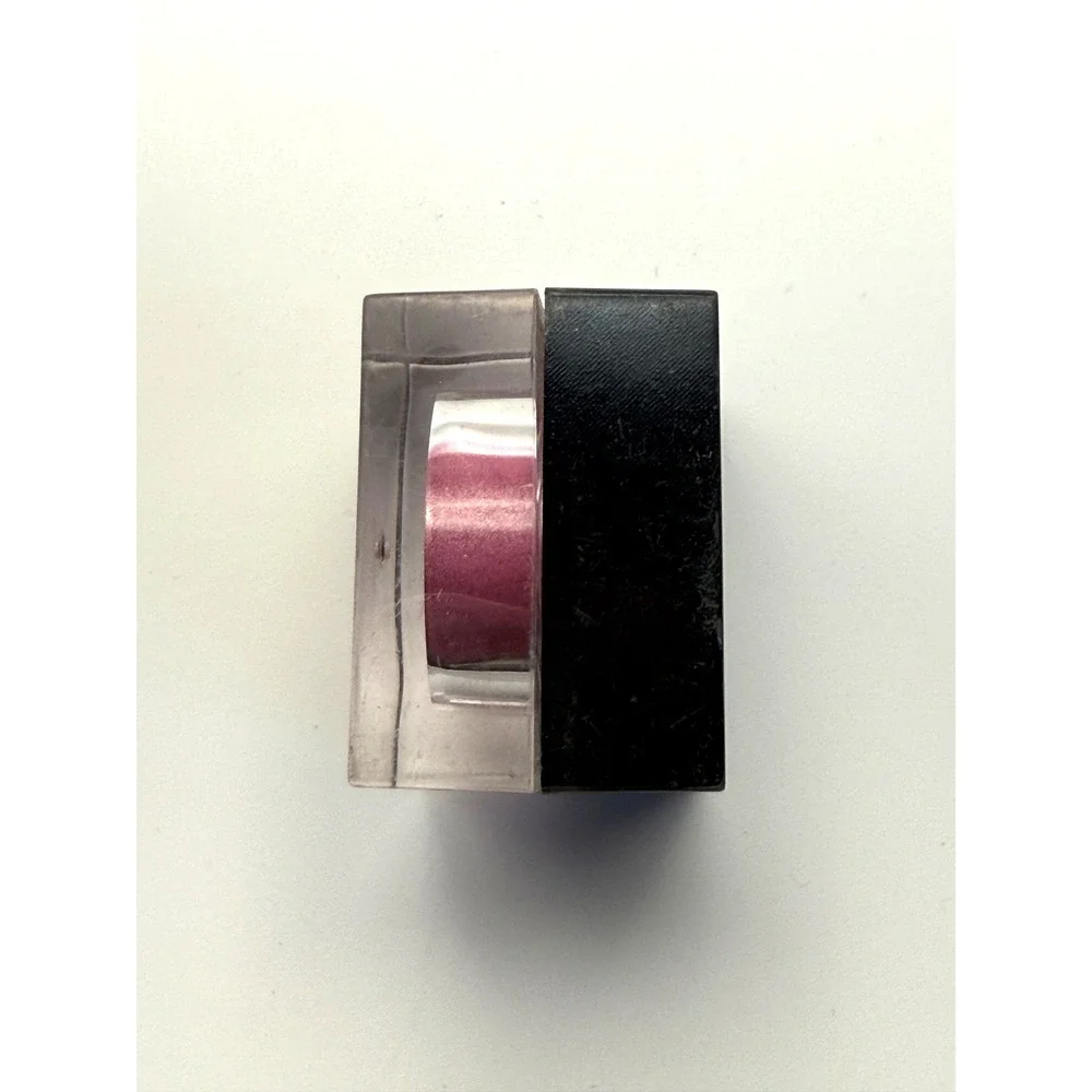 NYX Chrome‎ Eyeshadow CES58 Lemon Drop Purple Plum Makeup Cosmetic Beauty